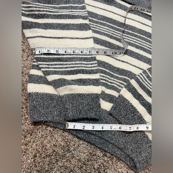 IB Diffusion Sweater Women L Gray White Silk Angora Rabbit Lamb Turtleneck Crop - Picture 10 of 11